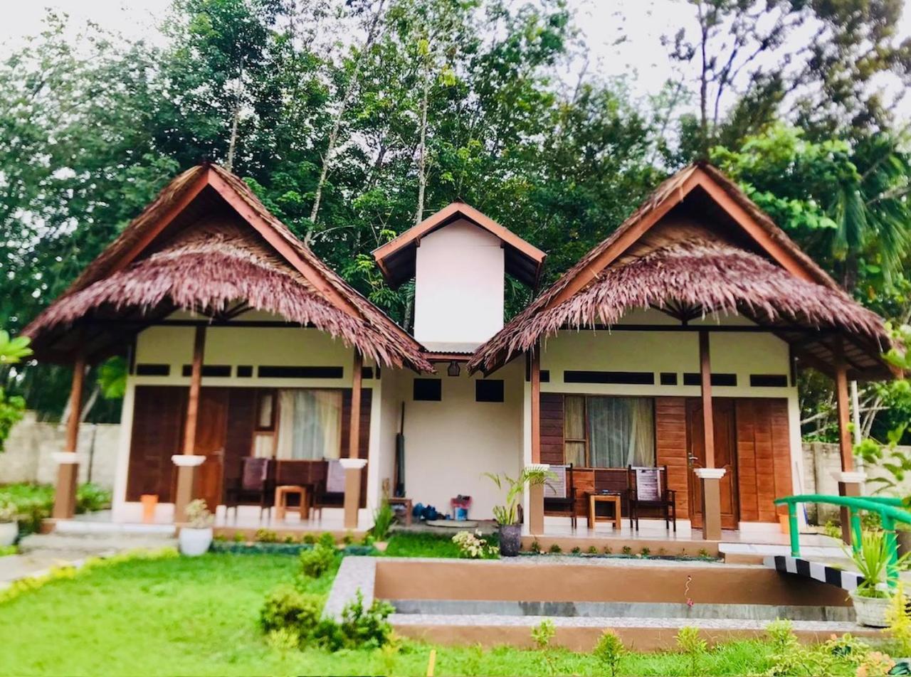 R5 Keramba Inn Bukit Lawang Exterior photo